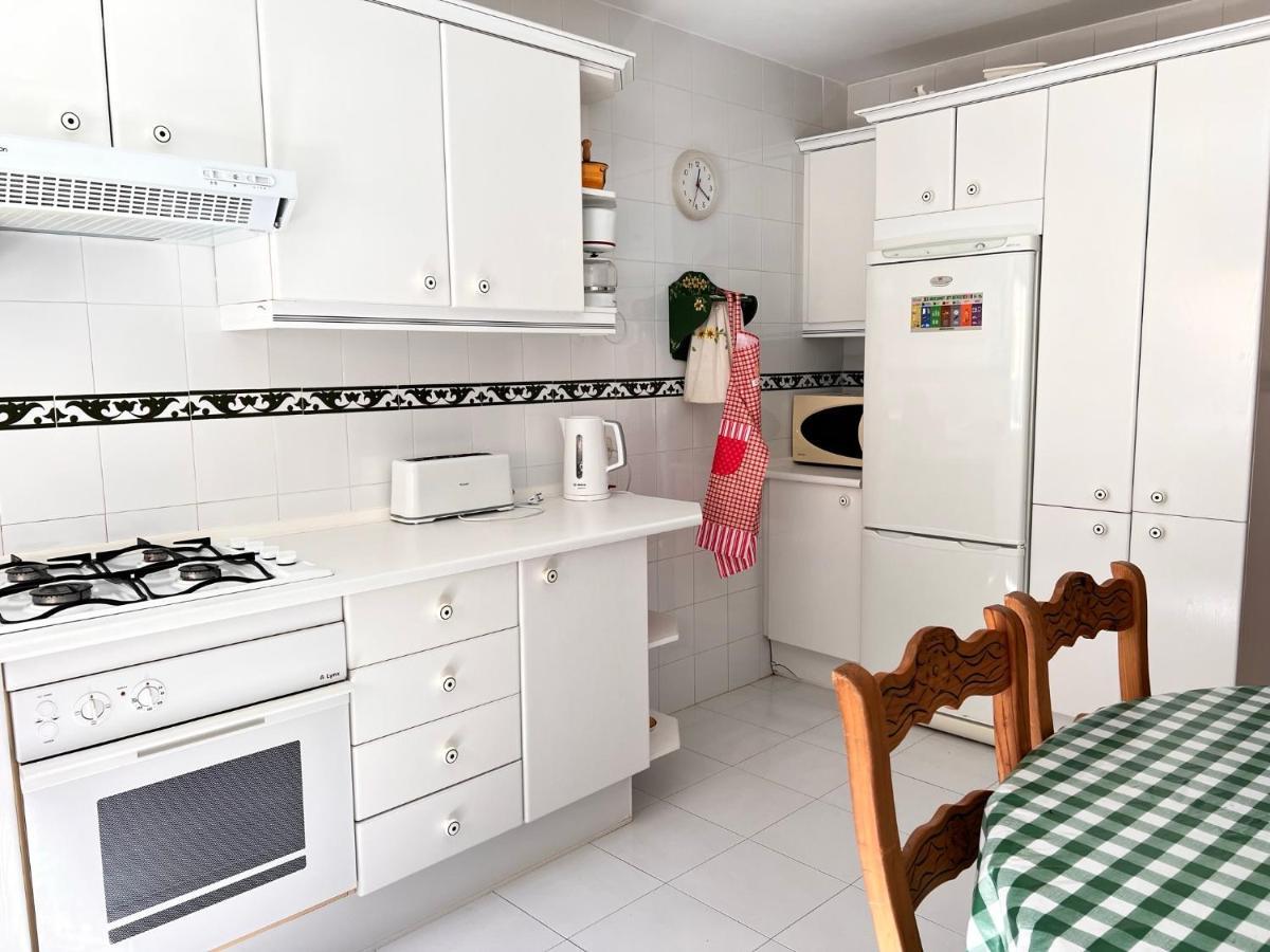 Front Line Apartment, Close To Everything.. Apartment