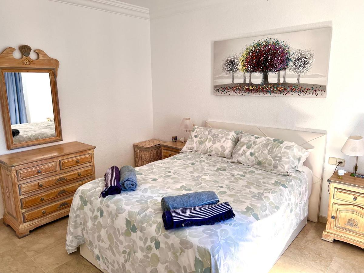 Front Line Apartment, Close To Everything..