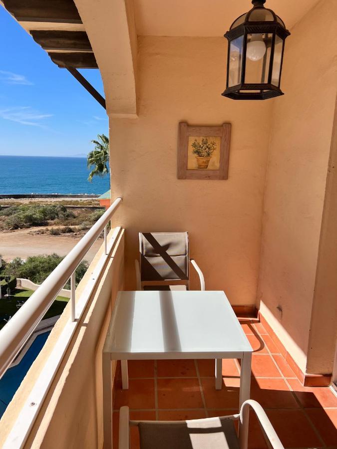 Front Line Apartment, Close To Everything.. Estepona