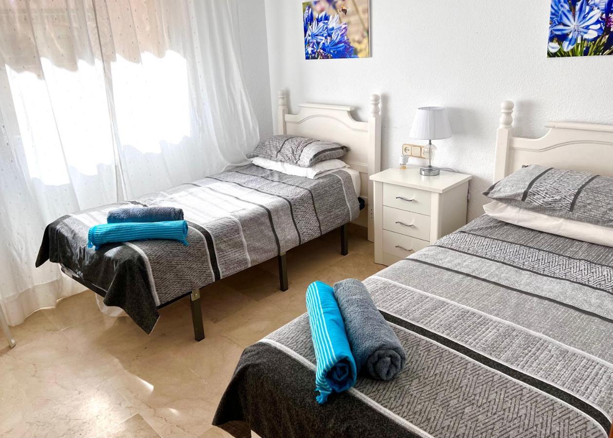 Appartement Front Line Apartment, Close To Everything.. *